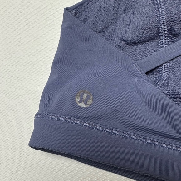 Lululemon Free to Be Serene Bra in Cascade Blue Size 12 EUC - Picture 10 of 10